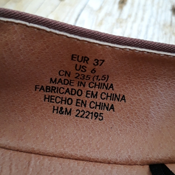 H&M Black and White Women's Flats - Picture 7 of 7